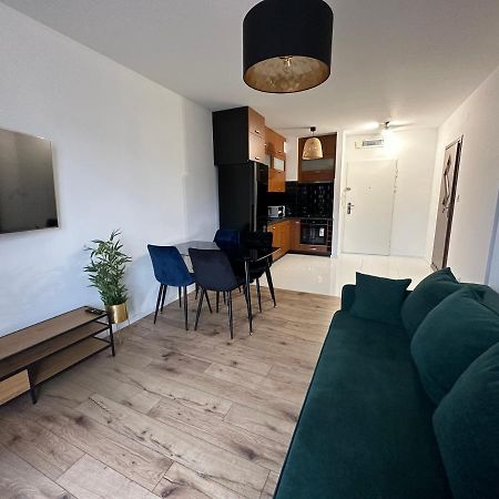Sdh 3 Radzymin Comfortable Apartment Near Warsaw Esterno foto